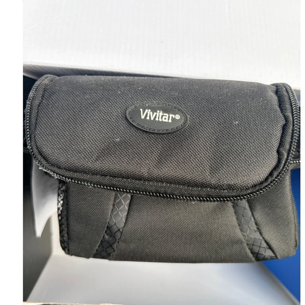 Vivitar ViviCam F324 Digital Camera 14.1MP 3x Optical Zoom Bundle Tripod Case
